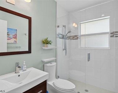 421 12th Avenue S - Photo Thumbnail 12