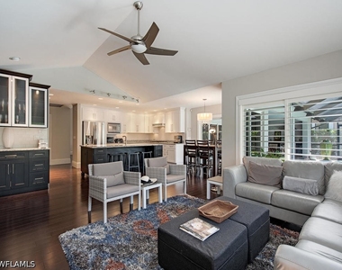 712 Shadow Lake Lane - Photo Thumbnail 3