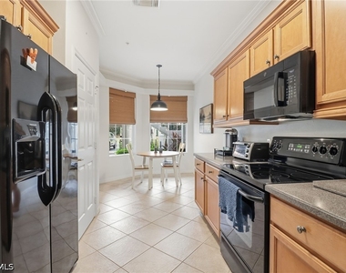 12040 Matera Lane - Photo Thumbnail 16