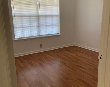 5294 Treetops Drive - Photo Thumbnail 12