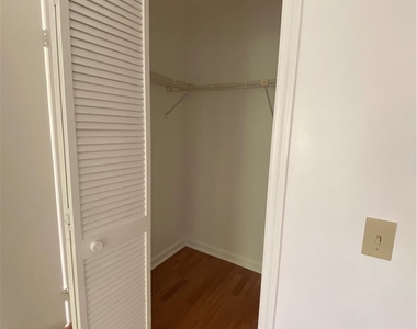 5294 Treetops Drive - Photo Thumbnail 10