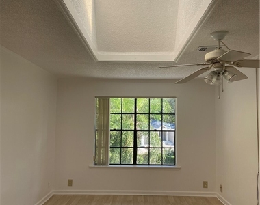 5294 Treetops Drive - Photo Thumbnail 2
