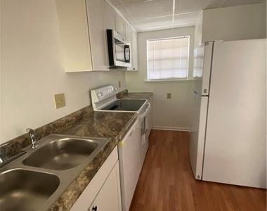 5294 Treetops Drive - Photo Thumbnail 6