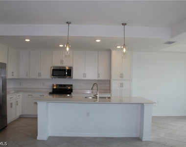 5555 Double Eagle Circle - Photo Thumbnail 4