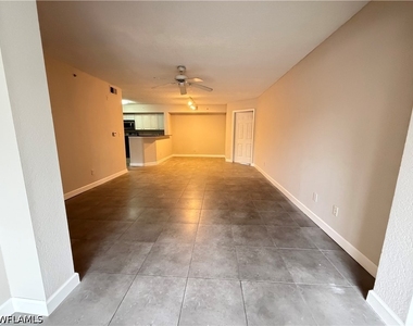 8245 Ibis Club Drive - Photo Thumbnail 7