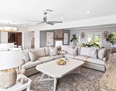 440 Kings Town Drive - Photo Thumbnail 6