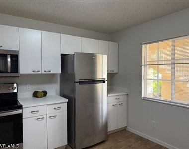 7750 Jewel Lane - Photo Thumbnail 4