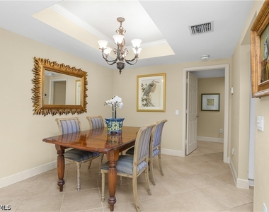 7225 Pelican Bay Boulevard - Photo Thumbnail 8