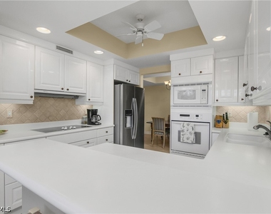 7225 Pelican Bay Boulevard - Photo Thumbnail 13