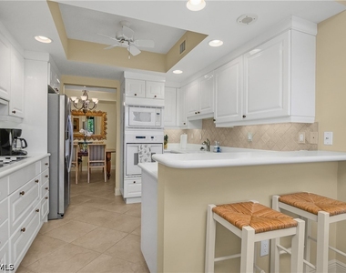 7225 Pelican Bay Boulevard - Photo Thumbnail 10