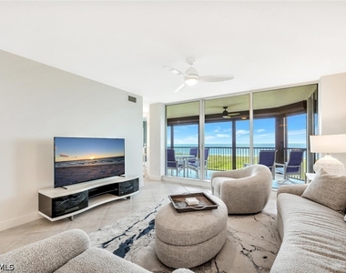 7225 Pelican Bay Boulevard - Photo Thumbnail 5