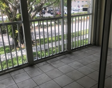 216 Banyan Boulevard - Photo Thumbnail 20