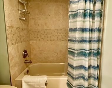 10851 Gulf Shore Drive - Photo Thumbnail 9