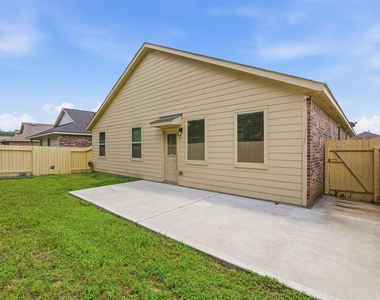 18025 Atwood Mill Drive - Photo Thumbnail 25