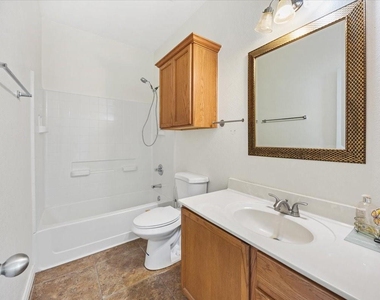 7704 Labrador Drive - Photo Thumbnail 22