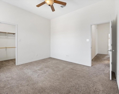 7704 Labrador Drive - Photo Thumbnail 6