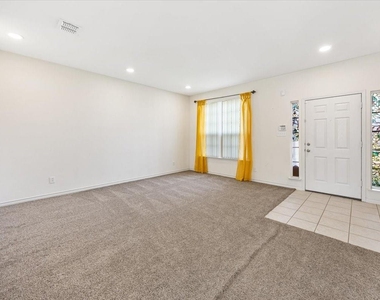 7704 Labrador Drive - Photo Thumbnail 25