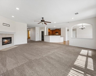 7704 Labrador Drive - Photo Thumbnail 20