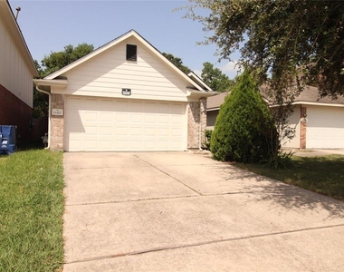 15427 Bammel Fields Court - Photo Thumbnail 1