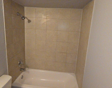 12634 Ashford Meadow Drive - Photo Thumbnail 10
