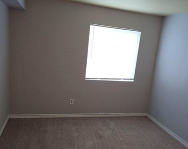 12634 Ashford Meadow Drive - Photo Thumbnail 6