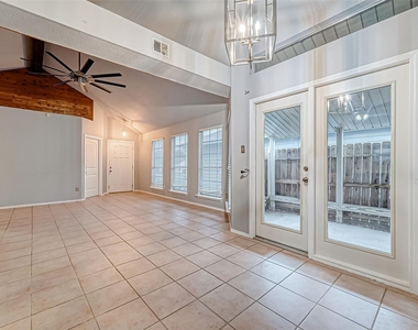 18315 Westlock Street - Photo Thumbnail 15