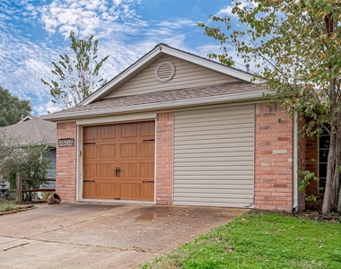 18315 Westlock Street - Photo Thumbnail 4