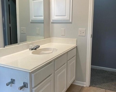 20507 Big Wells Drive - Photo Thumbnail 31