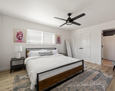 6104 Reicher Drive - Photo Thumbnail 14