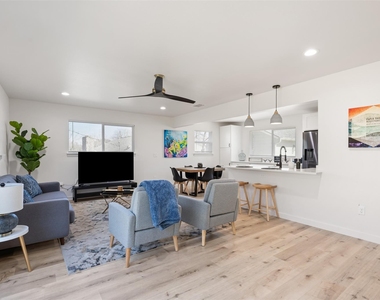6104 Reicher Drive - Photo Thumbnail 5