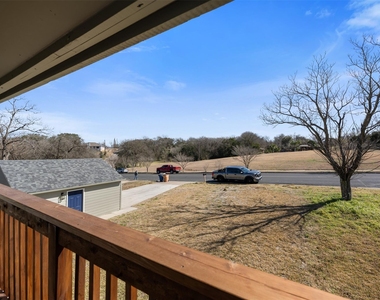 6104 Reicher Drive - Photo Thumbnail 19