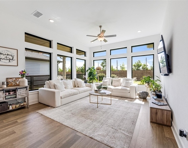 15130 Boisterous Way - Photo Thumbnail 10