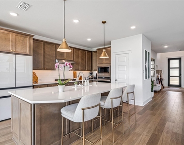 15130 Boisterous Way - Photo Thumbnail 5