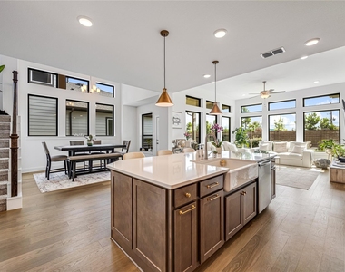 15130 Boisterous Way - Photo Thumbnail 7