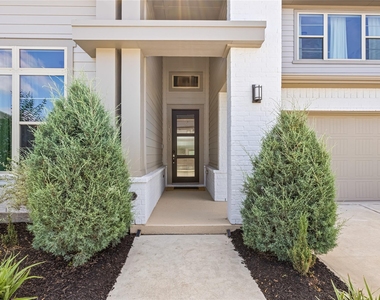 15130 Boisterous Way - Photo Thumbnail 2