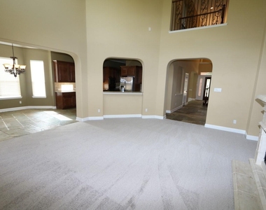 7102 Spring Run Lane - Photo Thumbnail 8