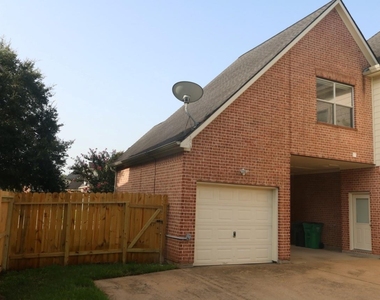7102 Spring Run Lane - Photo Thumbnail 32