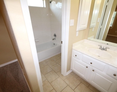 7102 Spring Run Lane - Photo Thumbnail 26