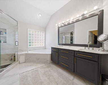 1413 Whispering Pines Drive - Photo Thumbnail 16
