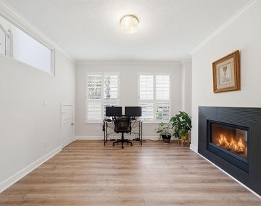 1413 Whispering Pines Drive - Photo Thumbnail 11