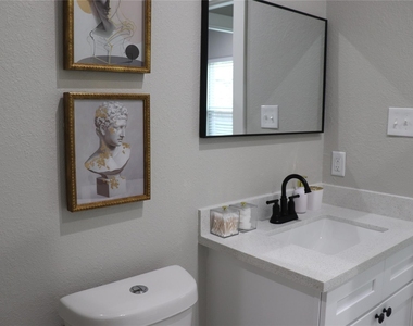 426 New Mexico Street - Photo Thumbnail 17