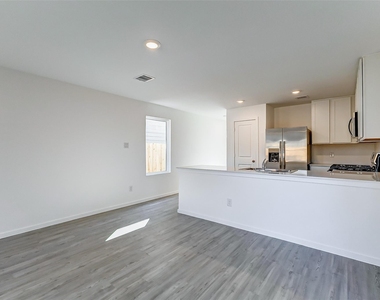 21438 Carosella Drive - Photo Thumbnail 8