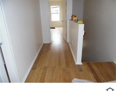 3211 Same Way - Photo Thumbnail 6