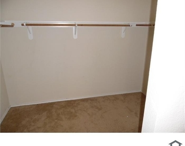 3211 Same Way - Photo Thumbnail 5