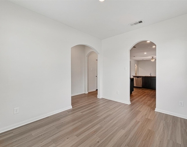 2128 Mule Ridge Drive - Photo Thumbnail 8