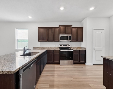 2128 Mule Ridge Drive - Photo Thumbnail 6