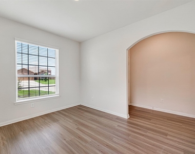 2128 Mule Ridge Drive - Photo Thumbnail 9