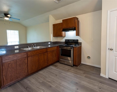 3940 Scranton Street - Photo Thumbnail 8