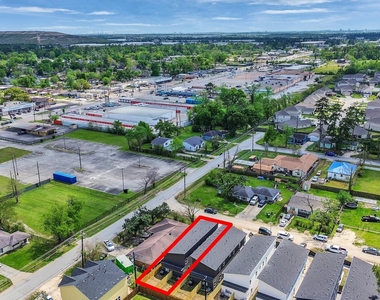 8639 Homewood Lane Unit B - Photo Thumbnail 21