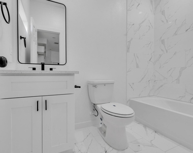 8639 Homewood Lane Unit B - Photo Thumbnail 17